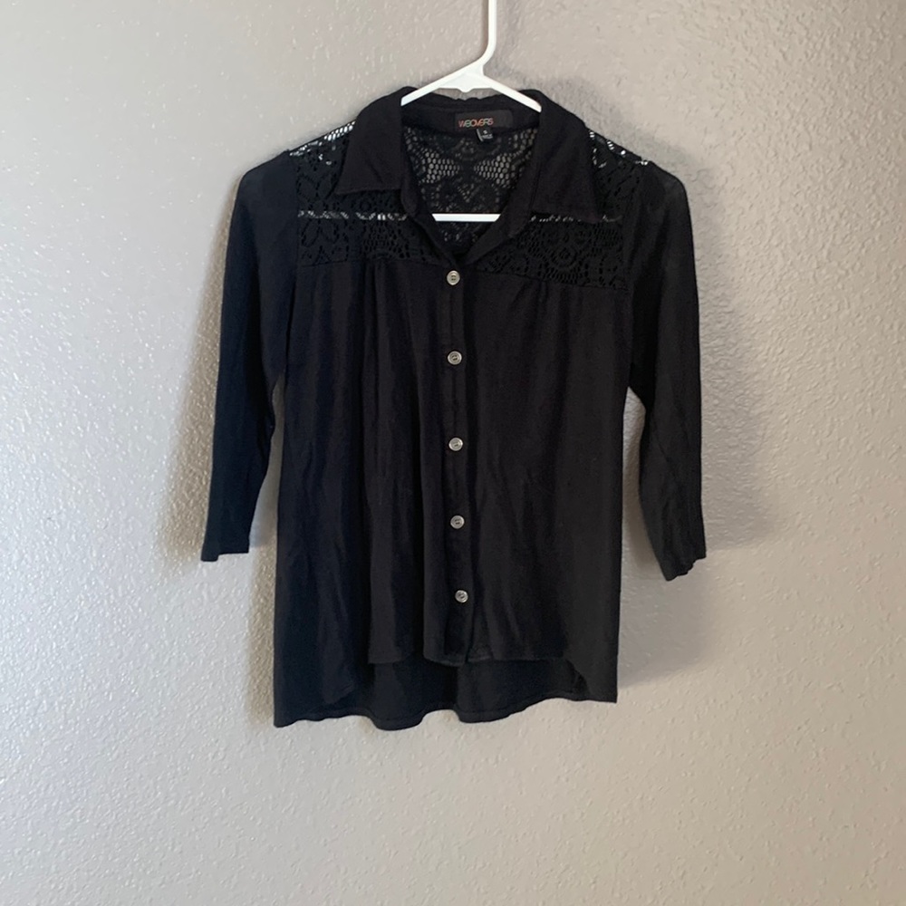 Black shirt